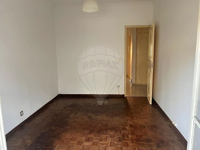 Apartamento T2 para Venda em Algueirão-Mem Martins Foto 12