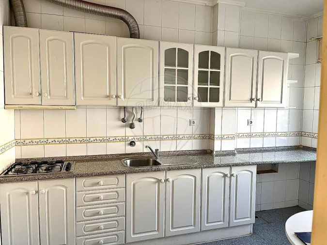 Apartamento T2 para Venda em Algueirão-Mem Martins Foto 19