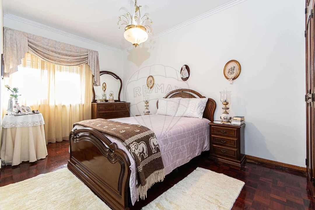 Apartamento T3 para Venda em Santa Iria de Azoia, São João da Talha e Bobadela Foto 14