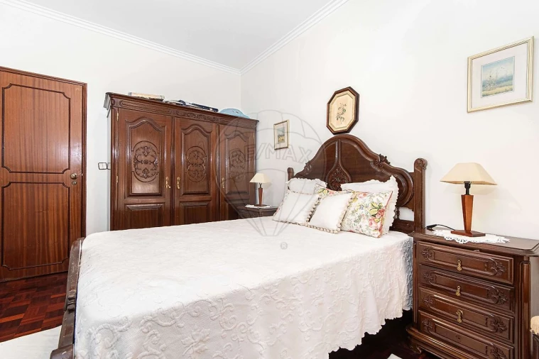 Apartamento T3 para Venda em Santa Iria de Azoia, São João da Talha e Bobadela Foto 13