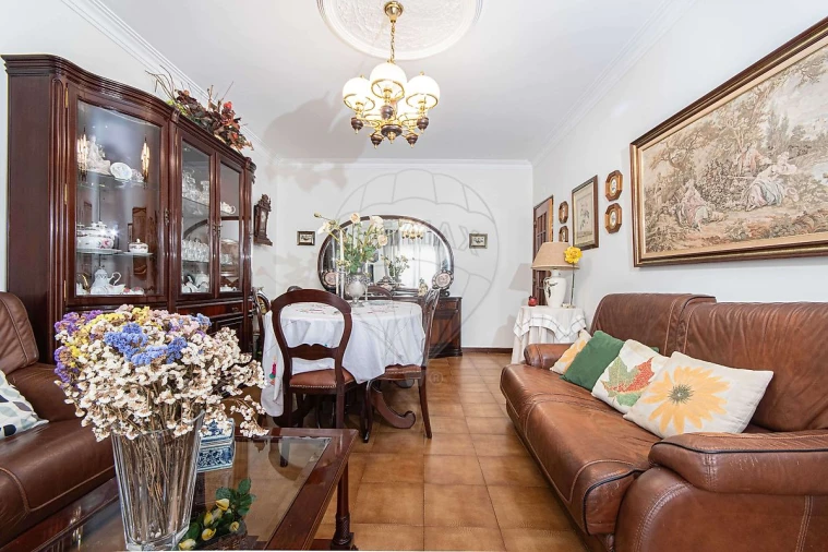 Apartamento T3 para Venda em Santa Iria de Azoia, São João da Talha e Bobadela Foto 4