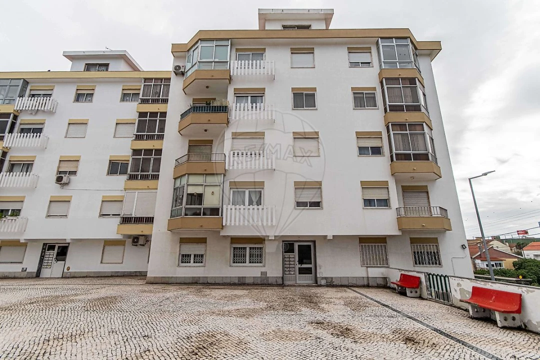 Apartamento T3 para Venda em Santa Iria de Azoia, São João da Talha e Bobadela Foto 20