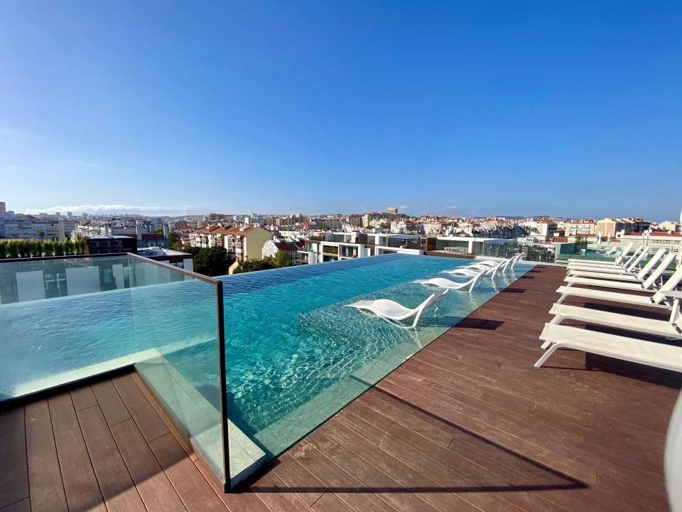 Apartamento T3 para Arrendamento em Benfica Foto 1