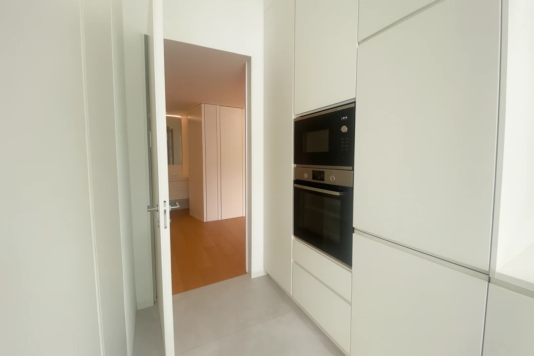 Apartamento T3 para Arrendamento em Benfica Foto 4