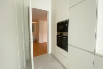 Apartamento T3 para Arrendamento em Benfica