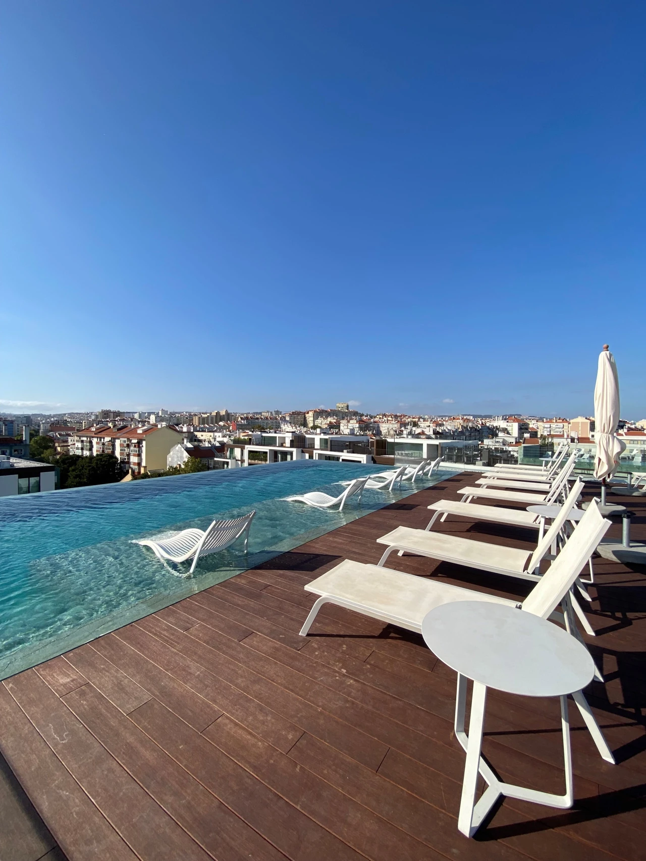 Apartamento T3 para Arrendamento em Benfica Foto 12