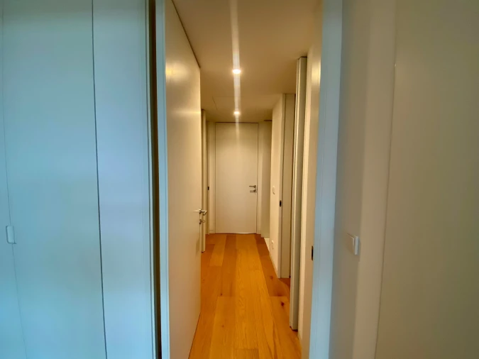 Apartamento T3 para Arrendamento em Benfica Foto 27