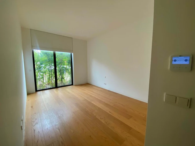 Apartamento T3 para Arrendamento em Benfica Foto 21