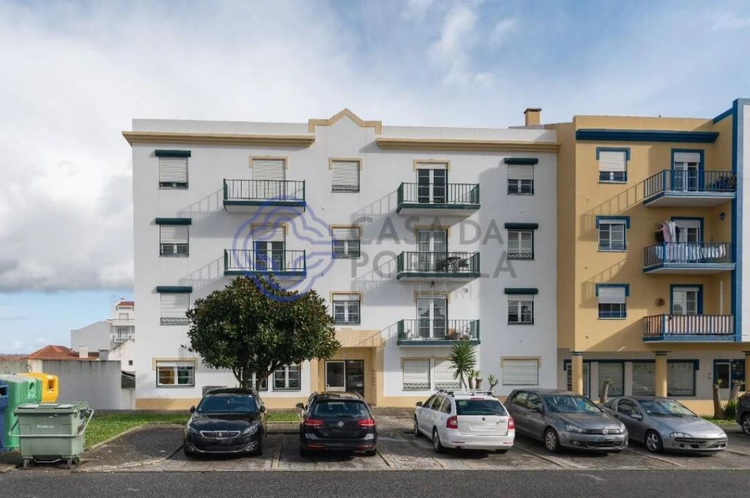 Apartamento T2 para Venda em Bombarral e Vale Covo Foto 6