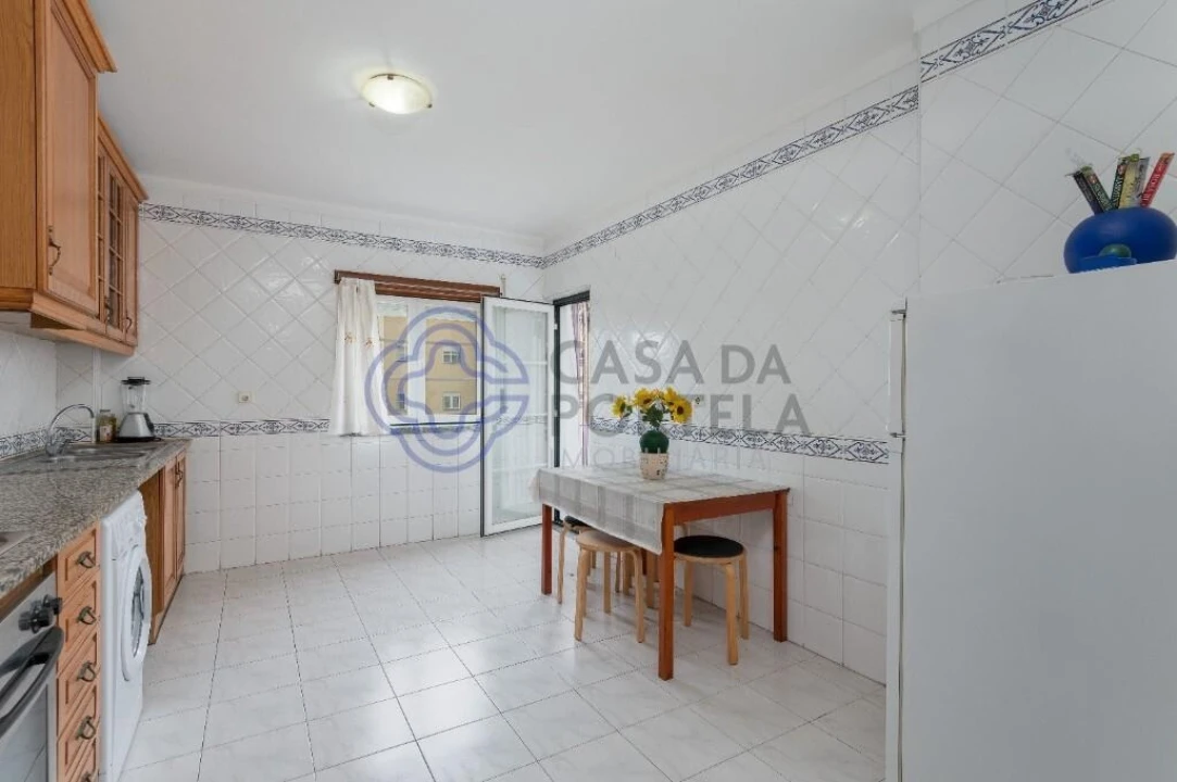 Apartamento T2 para Venda em Bombarral e Vale Covo Foto 10