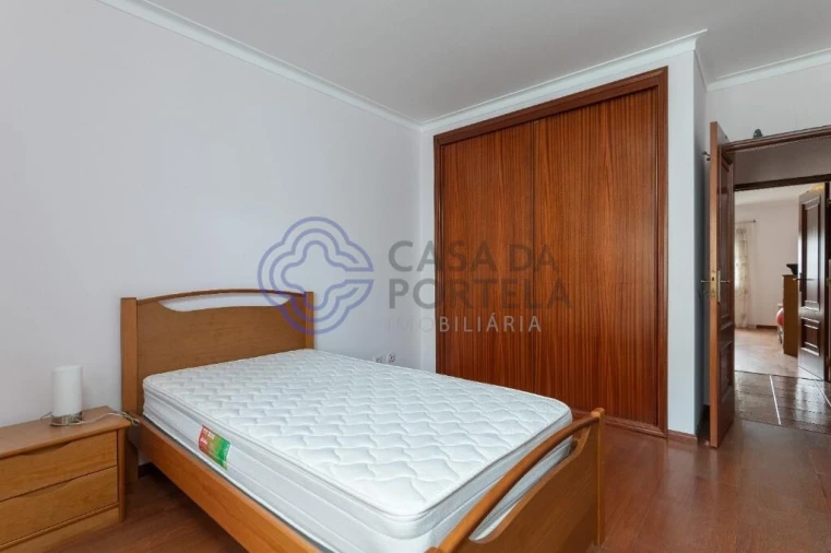 Apartamento T2 para Venda em Bombarral e Vale Covo Foto 23