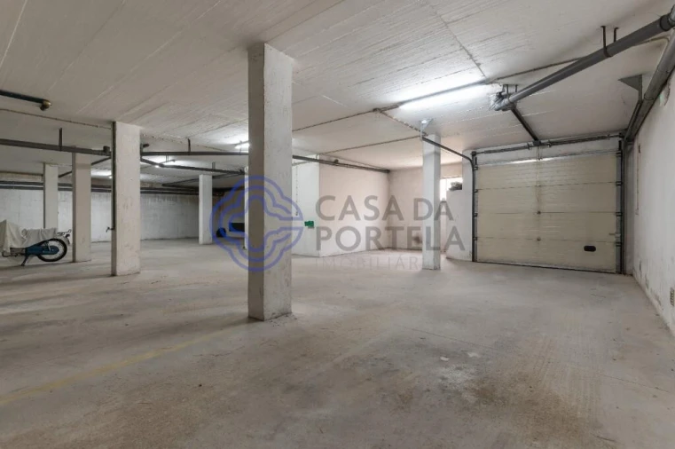 Apartamento T2 para Venda em Bombarral e Vale Covo Foto 25