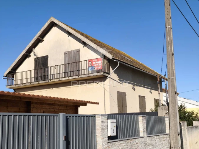 Moradia T5 para Venda em Alhos Vedros Foto 6