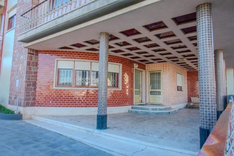 Moradia T4 para Venda em Fânzeres e São Pedro da Cova Foto 3