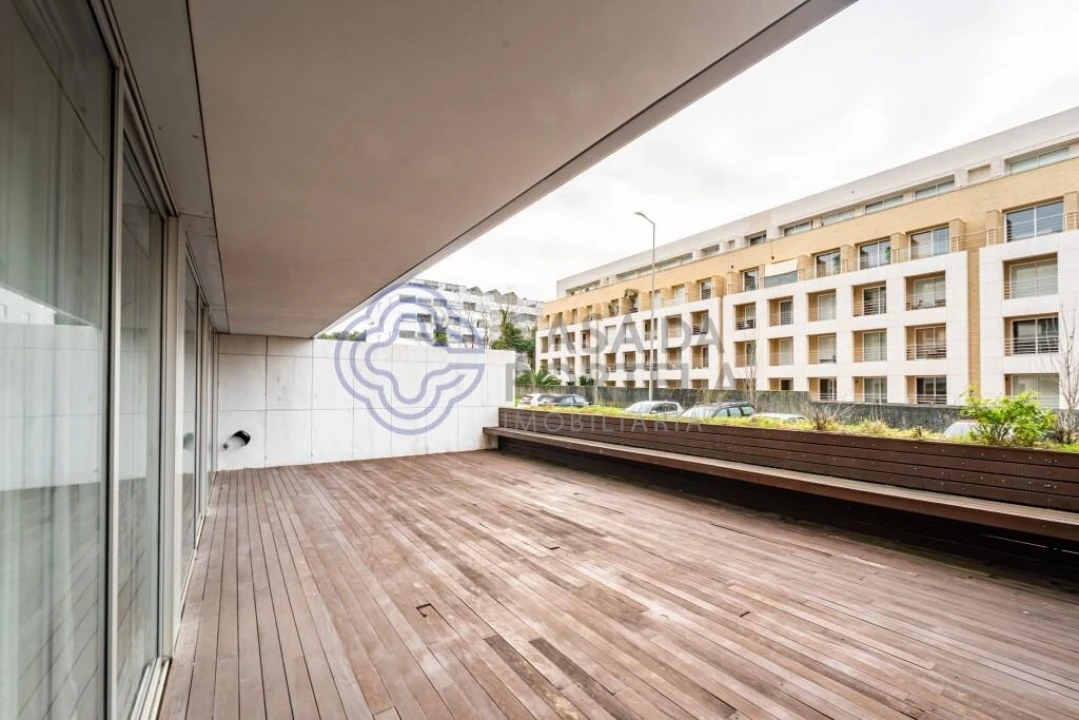 Apartamento T3 para Venda em Arcozelo Foto 6