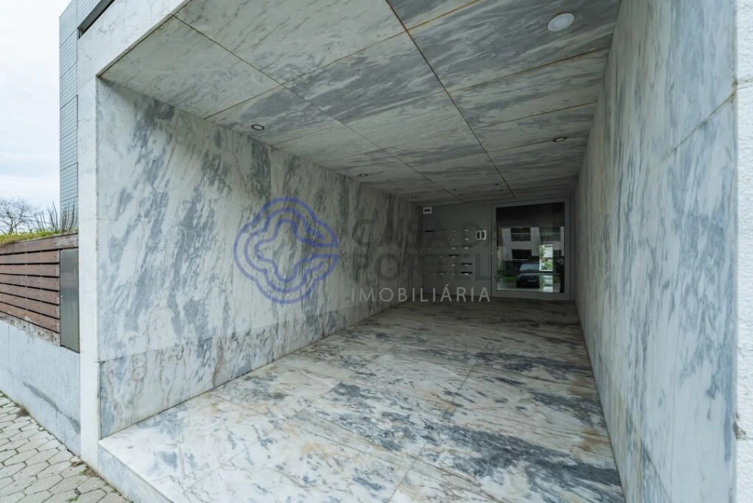 Apartamento T3 para Venda em Arcozelo Foto 30