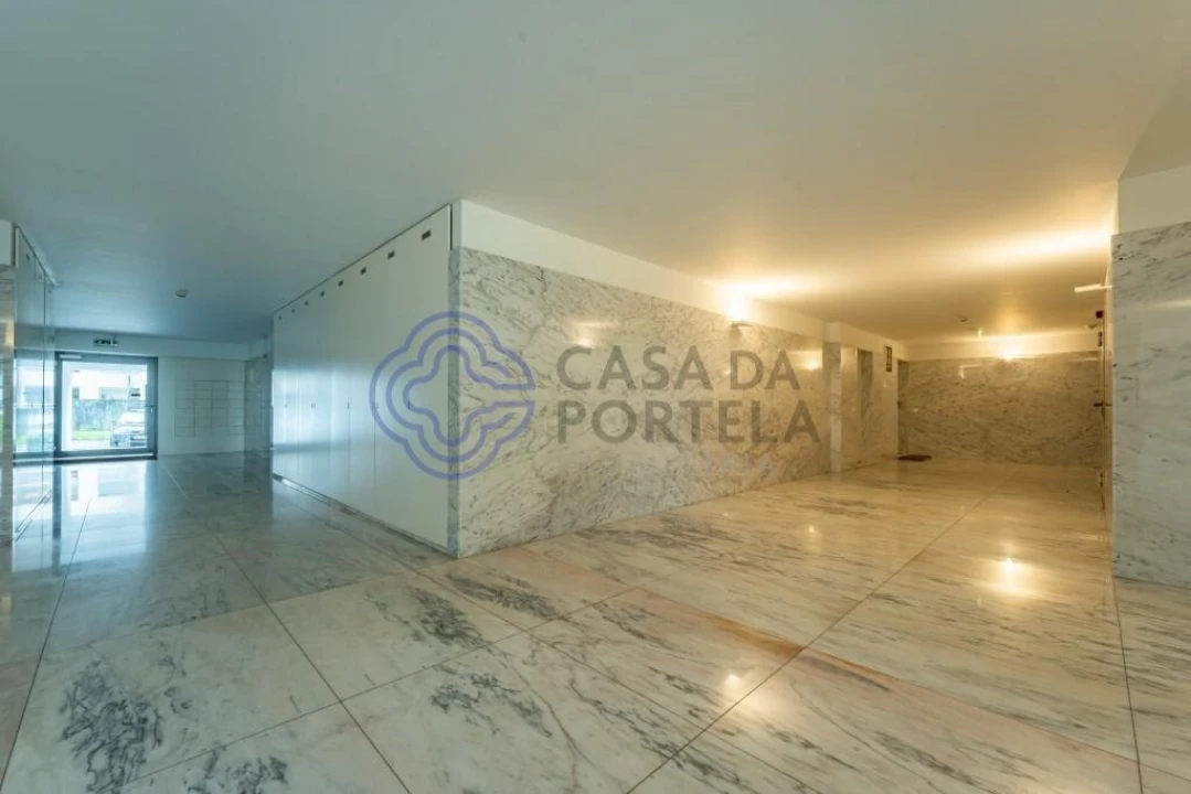 Apartamento T3 para Venda em Arcozelo Foto 29