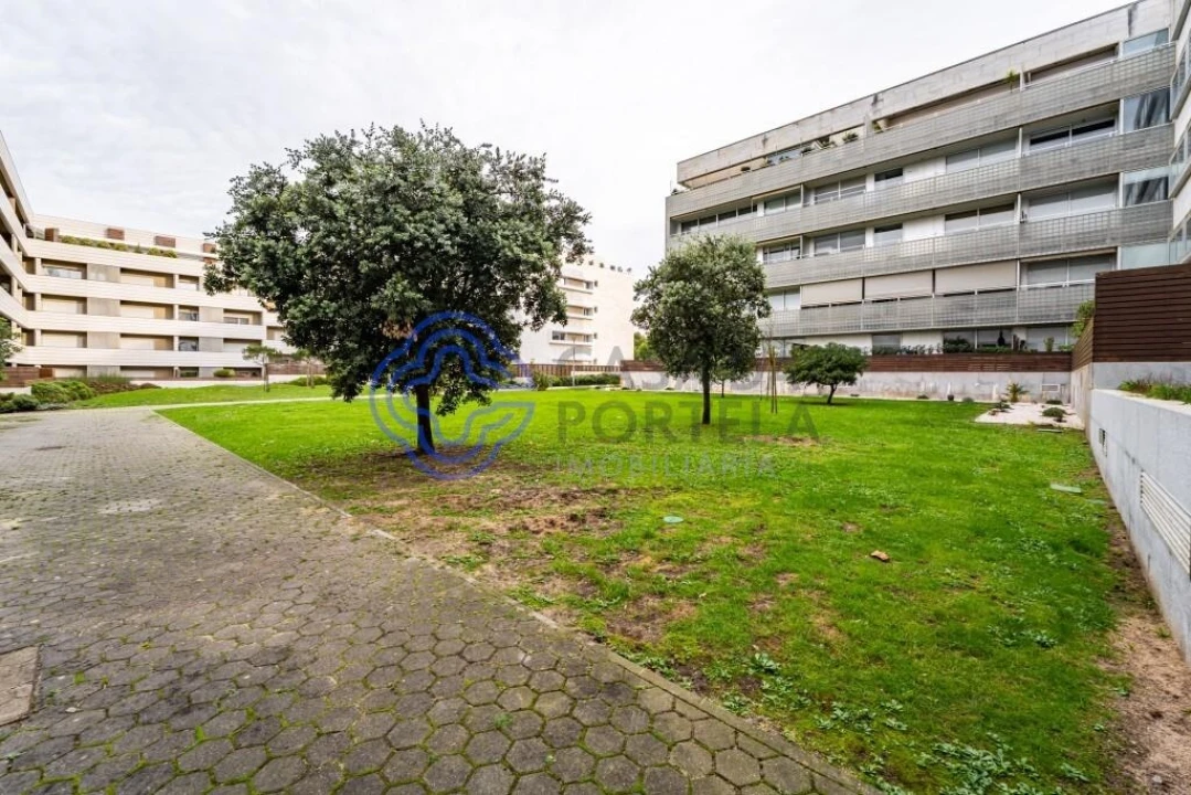 Apartamento T3 para Venda em Arcozelo Foto 31