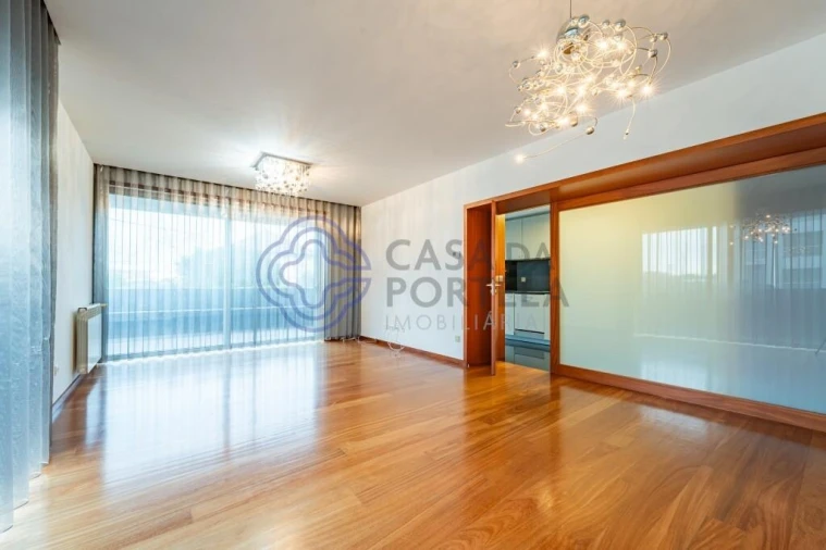 Apartamento T3 para Venda em Arcozelo Foto 2