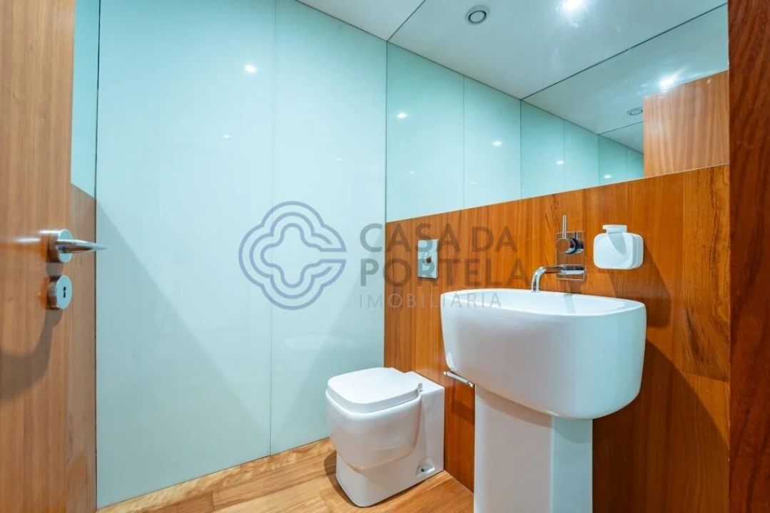 Apartamento T3 para Venda em Arcozelo Foto 15