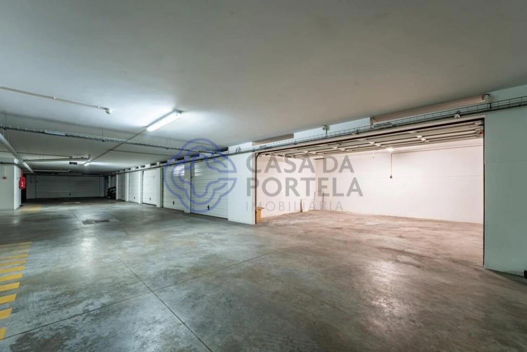 Apartamento T3 para Venda em Arcozelo Foto 27