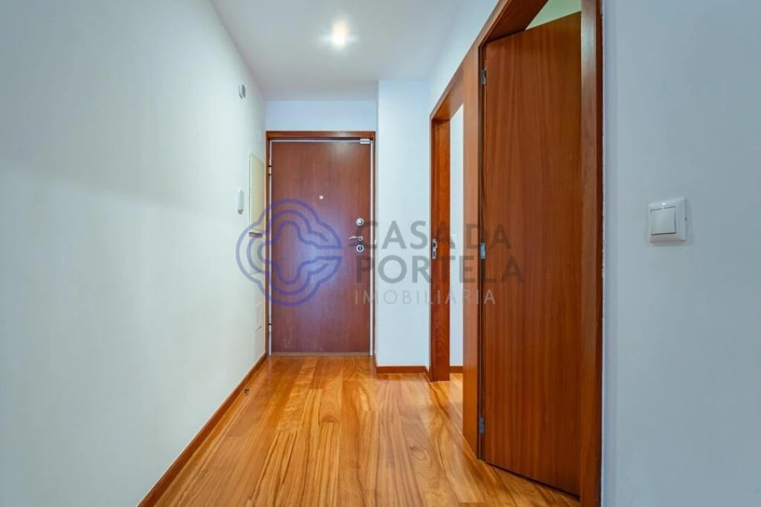 Apartamento T3 para Venda em Arcozelo Foto 13