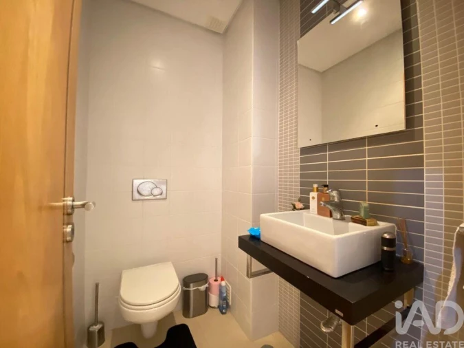 Apartamento T3 para Venda em Quelfes Foto 20