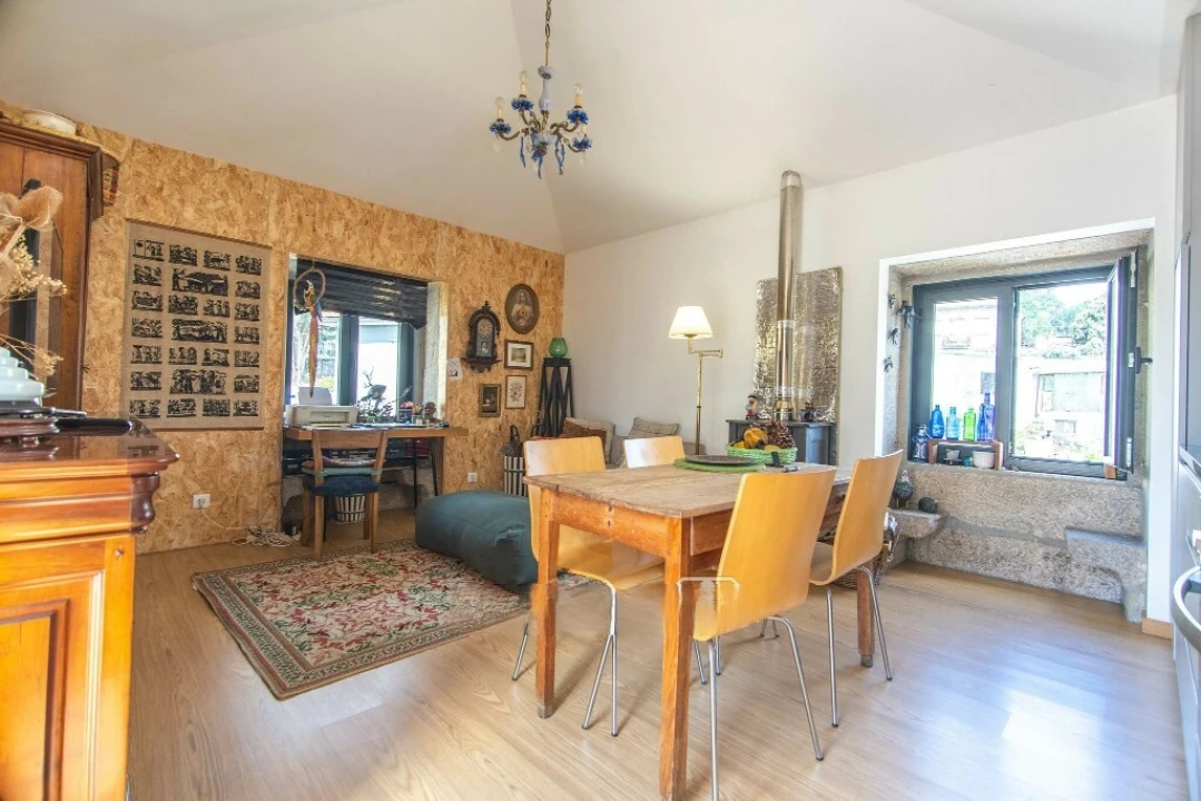 Moradia T4 para Venda em Campanhã Foto 4