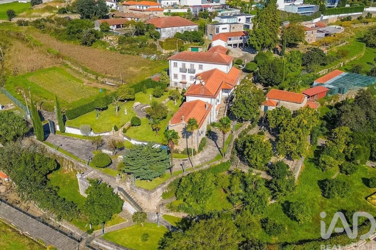 Quinta T8 para Venda em Manhente