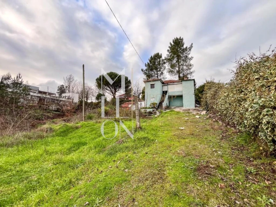 Moradia T3 para Venda em Recarei Foto 6