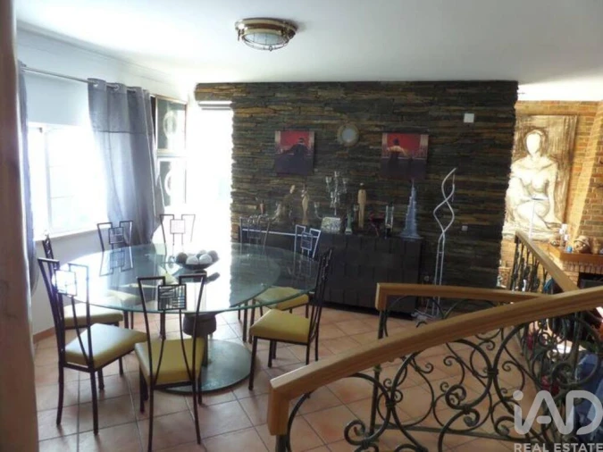 Moradia T4 para Arrendamento em Olhão Foto 5