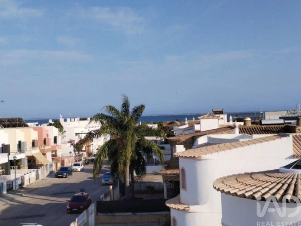 Moradia T4 para Arrendamento em Olhão Foto 22