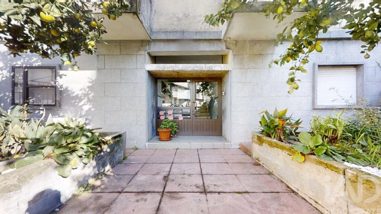 Apartamento T7 para Venda em Paranhos Foto 31