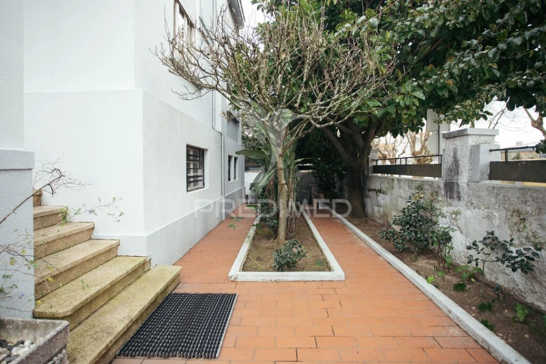 Moradia T5 para Venda em Campanhã Foto 8