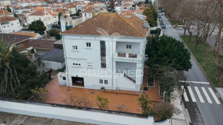 Moradia T5 para Venda em Campanhã Foto 2