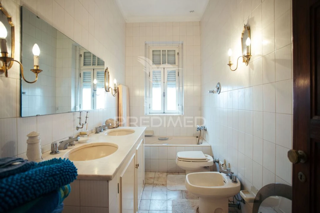 Moradia T5 para Venda em Campanhã Foto 13