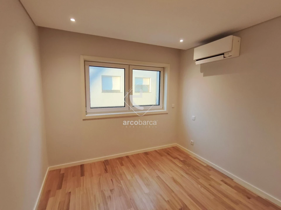 Apartamento T3 para Venda em Aldoar, Foz do Douro e Nevogilde Foto 18