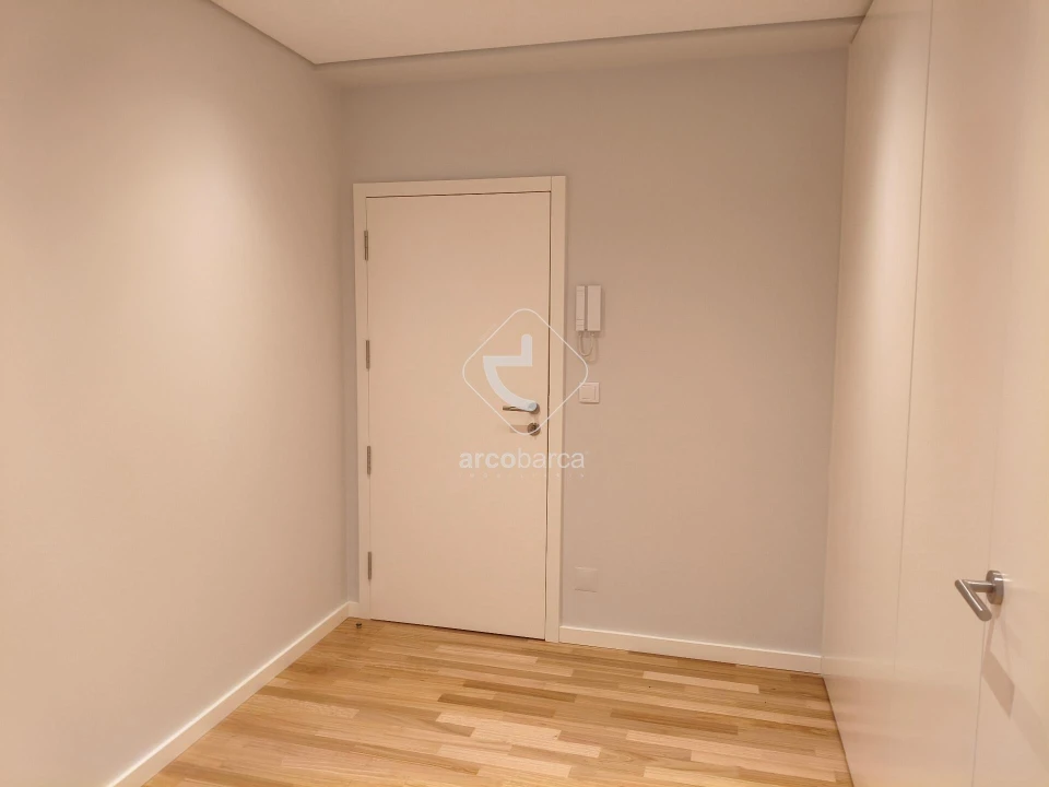 Apartamento T3 para Venda em Aldoar, Foz do Douro e Nevogilde Foto 8