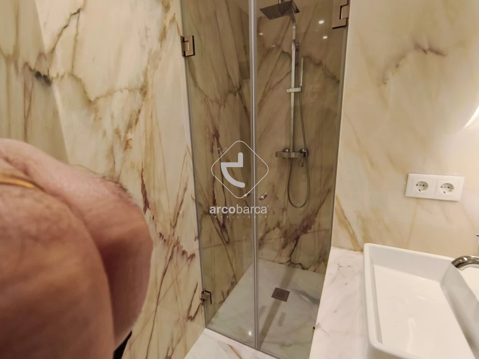 Apartamento T3 para Venda em Aldoar, Foz do Douro e Nevogilde Foto 16