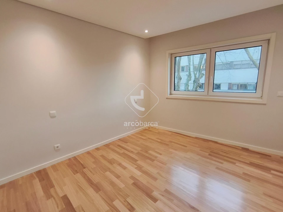 Apartamento T3 para Venda em Aldoar, Foz do Douro e Nevogilde Foto 19