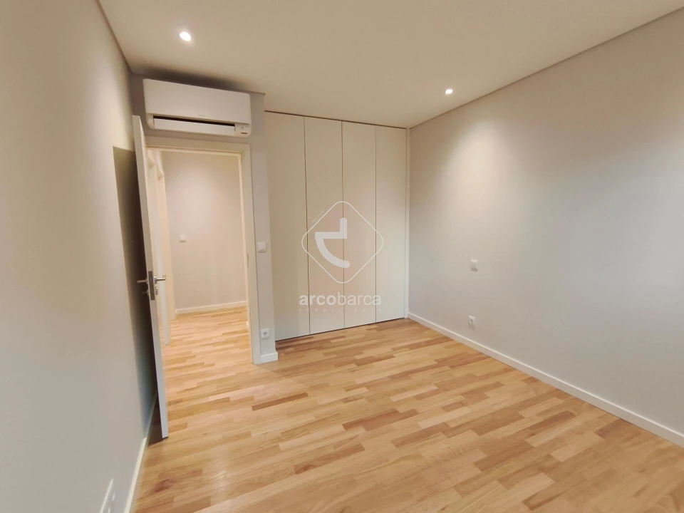 Apartamento T3 para Venda em Aldoar, Foz do Douro e Nevogilde Foto 21