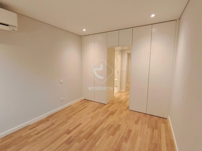 Apartamento T3 para Venda em Aldoar, Foz do Douro e Nevogilde Foto 17