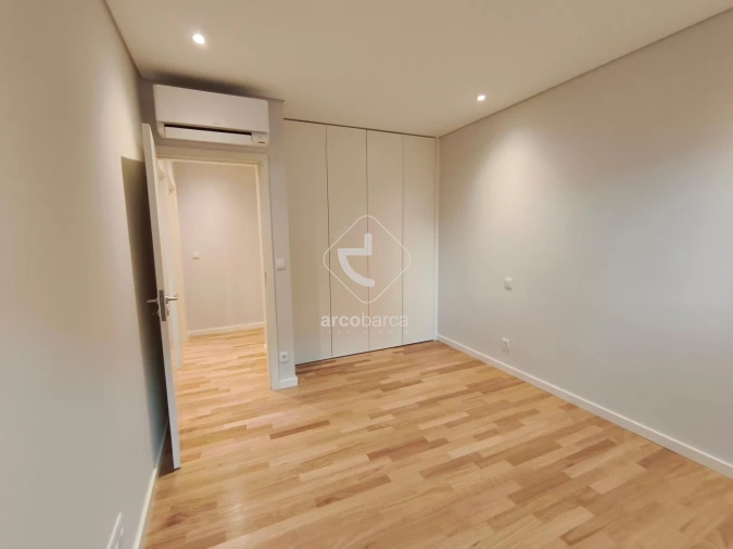 Apartamento T3 para Venda em Aldoar, Foz do Douro e Nevogilde Foto 21