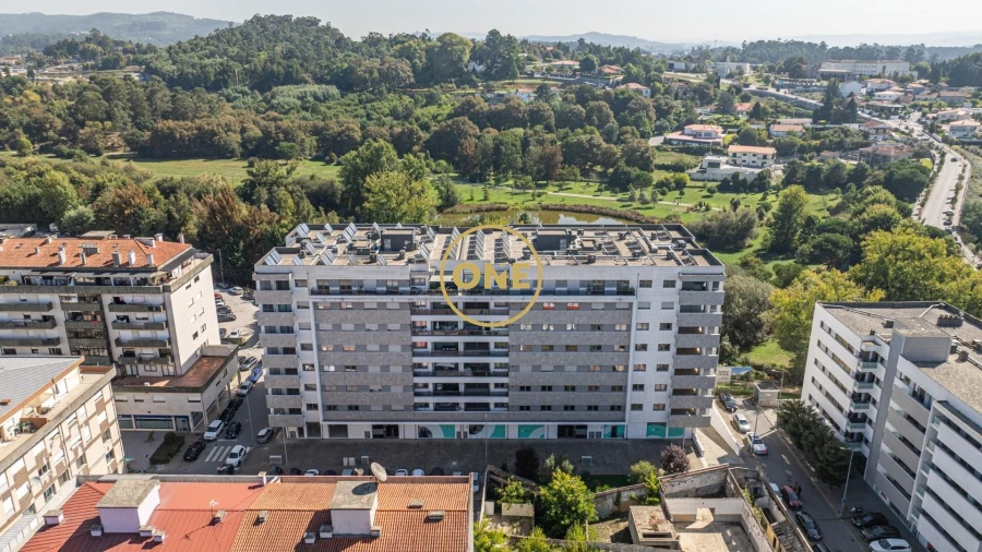 Apartamento T3 para Venda em Antas e Abade de Vermoim Foto 3