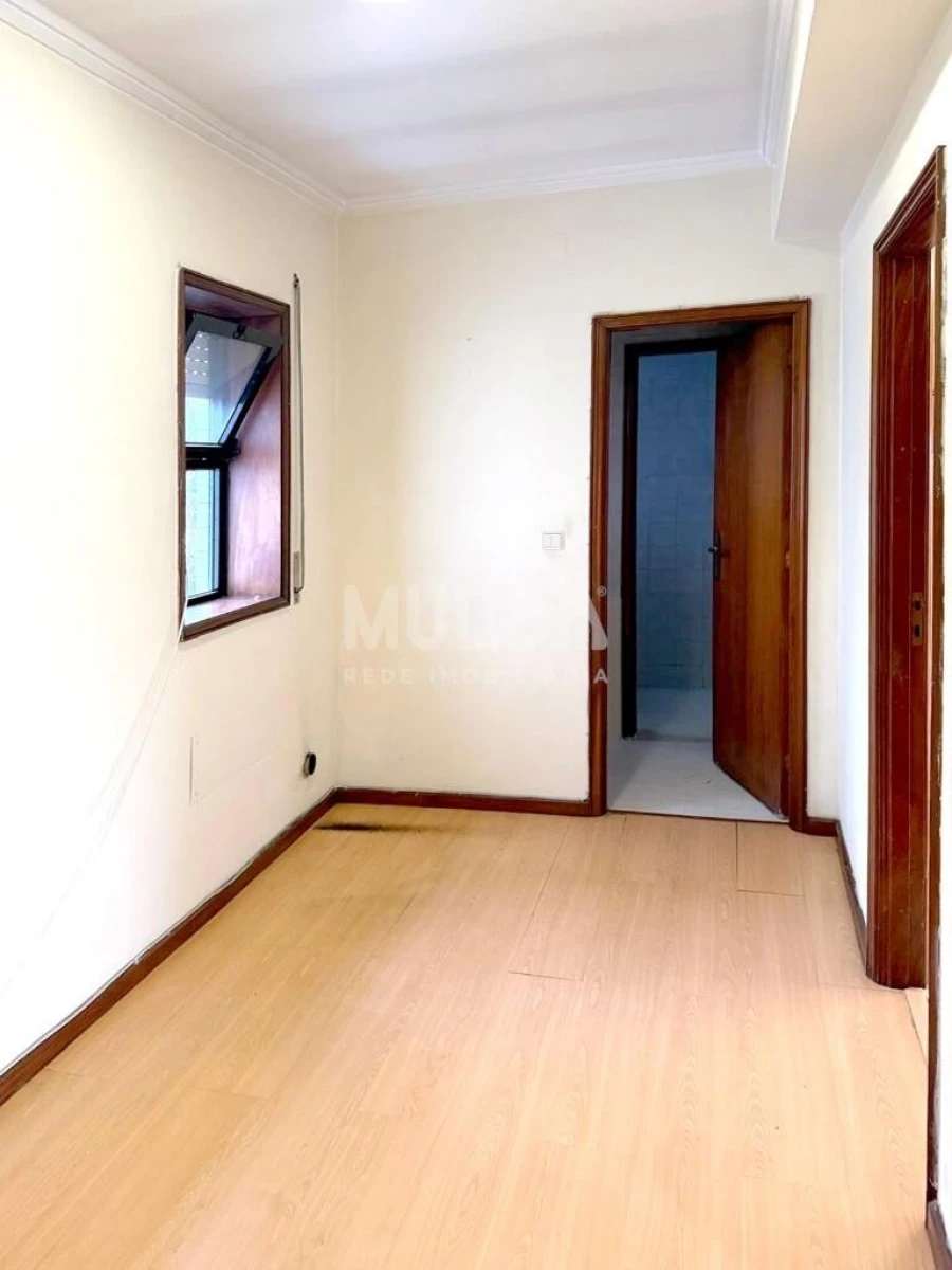 Apartamento T2 para Venda em Arrifana Foto 2