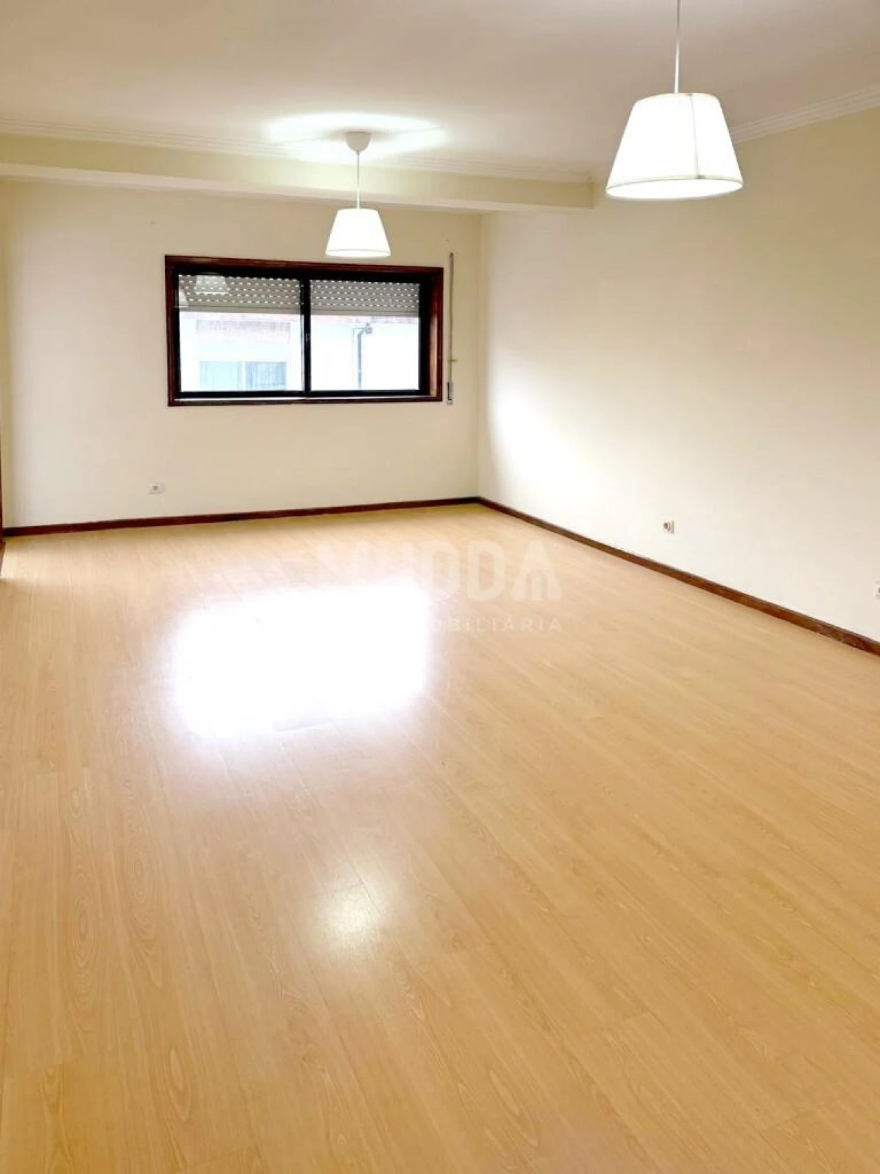 Apartamento T2 para Venda em Arrifana Foto 6