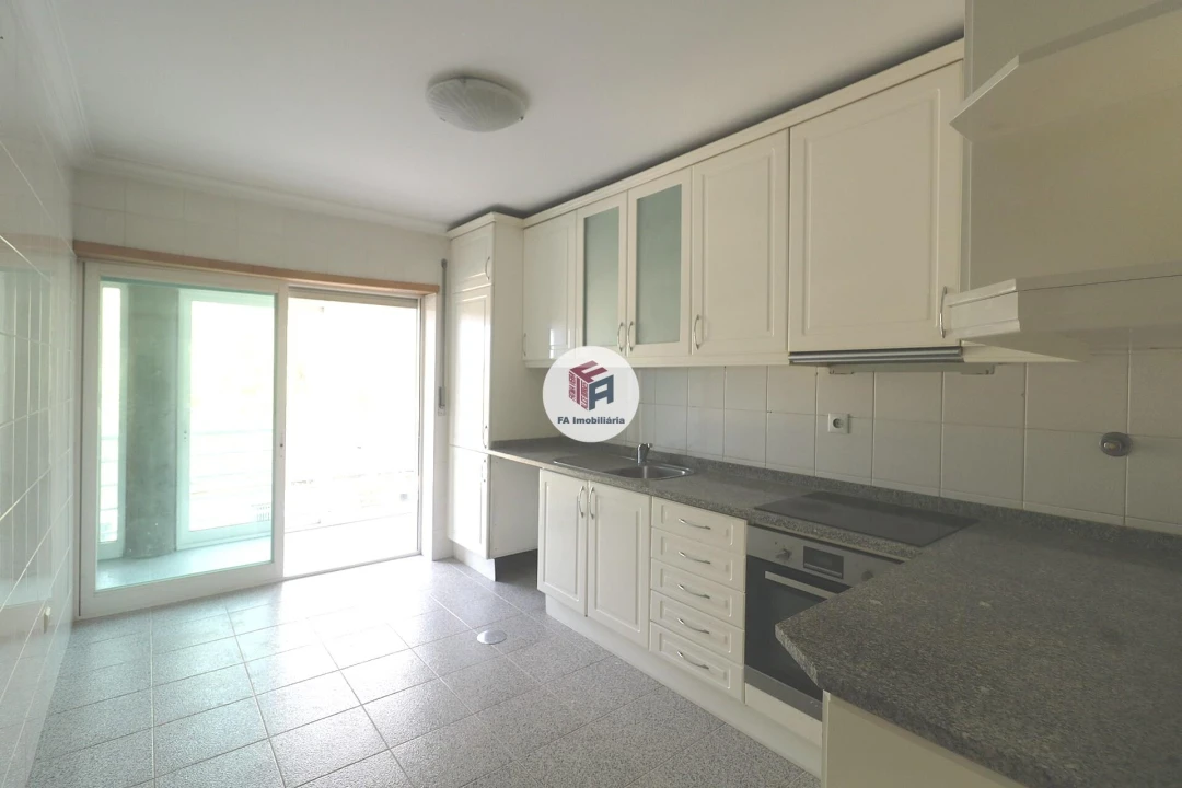 Apartamento T3 para Venda em São Mamede de Infesta e Senhora da Hora Foto 3