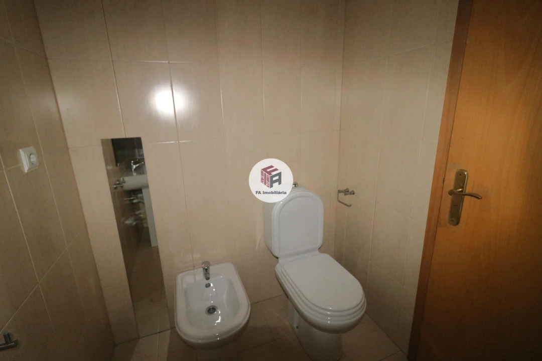 Apartamento T3 para Venda em São Mamede de Infesta e Senhora da Hora Foto 12
