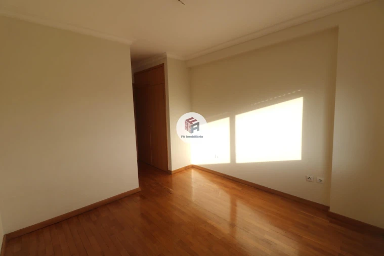 Apartamento T3 para Venda em São Mamede de Infesta e Senhora da Hora Foto 14