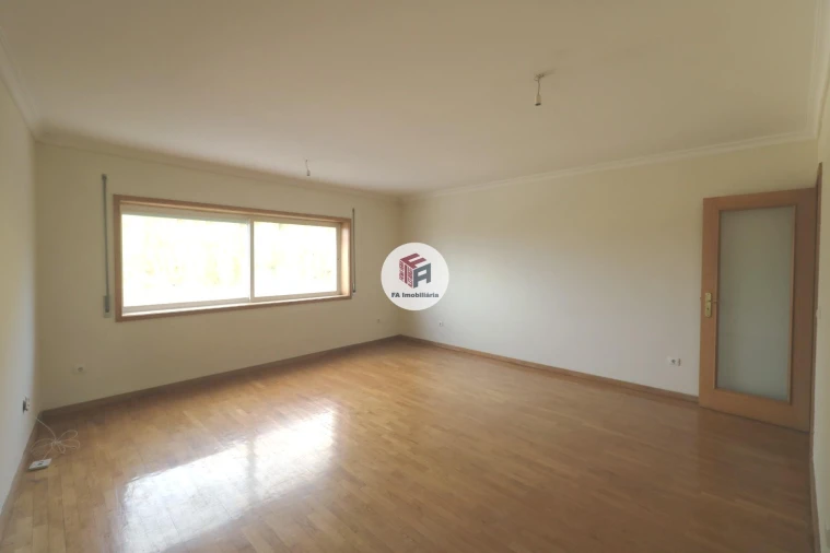 Apartamento T3 para Venda em São Mamede de Infesta e Senhora da Hora Foto 1